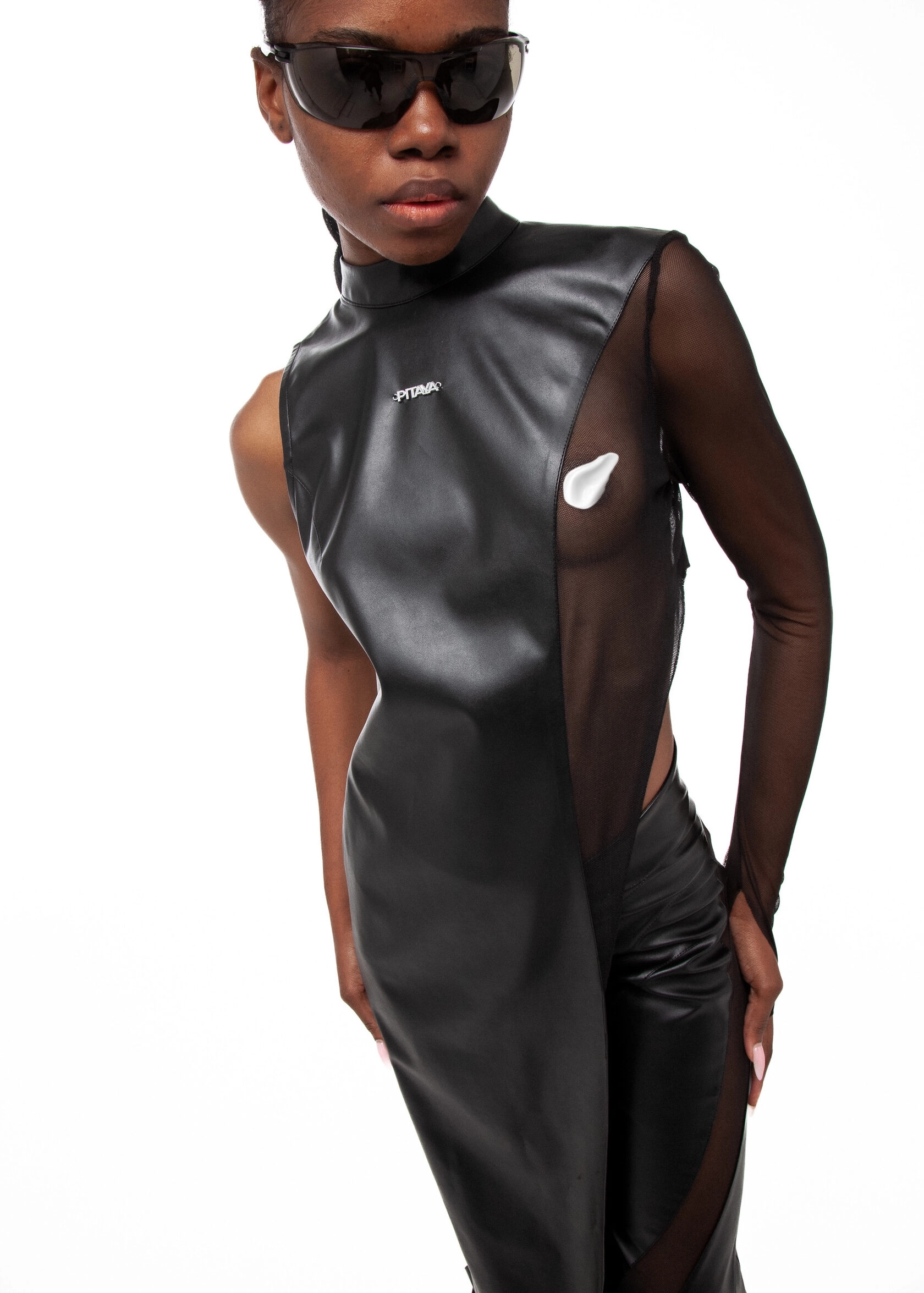Топ BLACK KIND в черном цвете - 40-42 (XS-S) - Черный